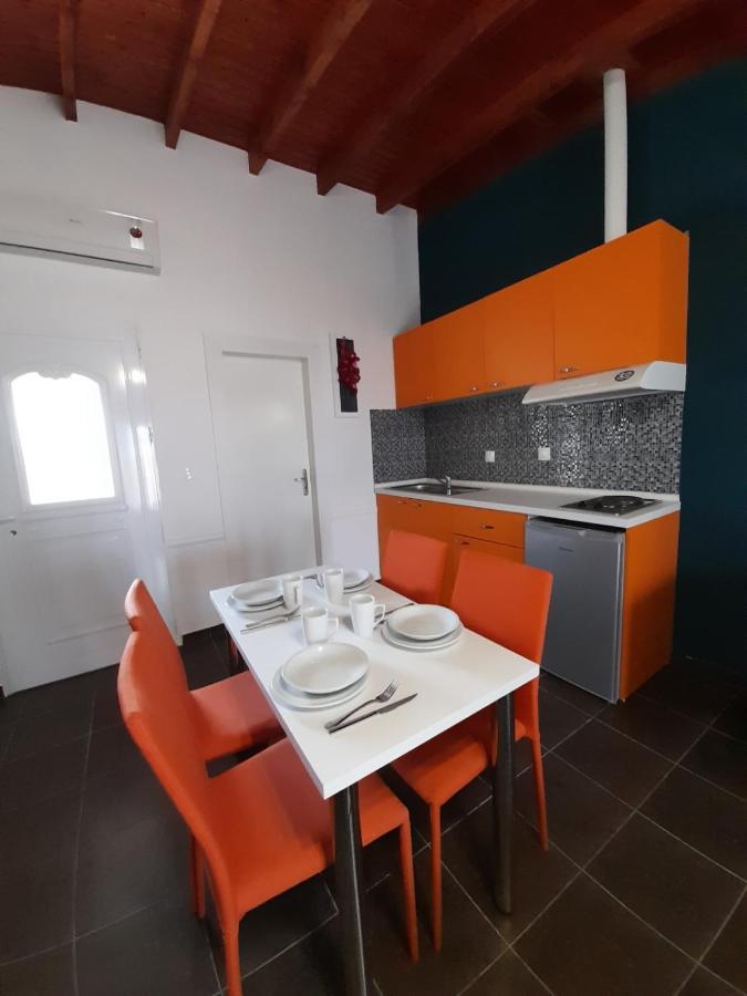 Victory Apartments Hotel Samothraki Ngoại thất bức ảnh