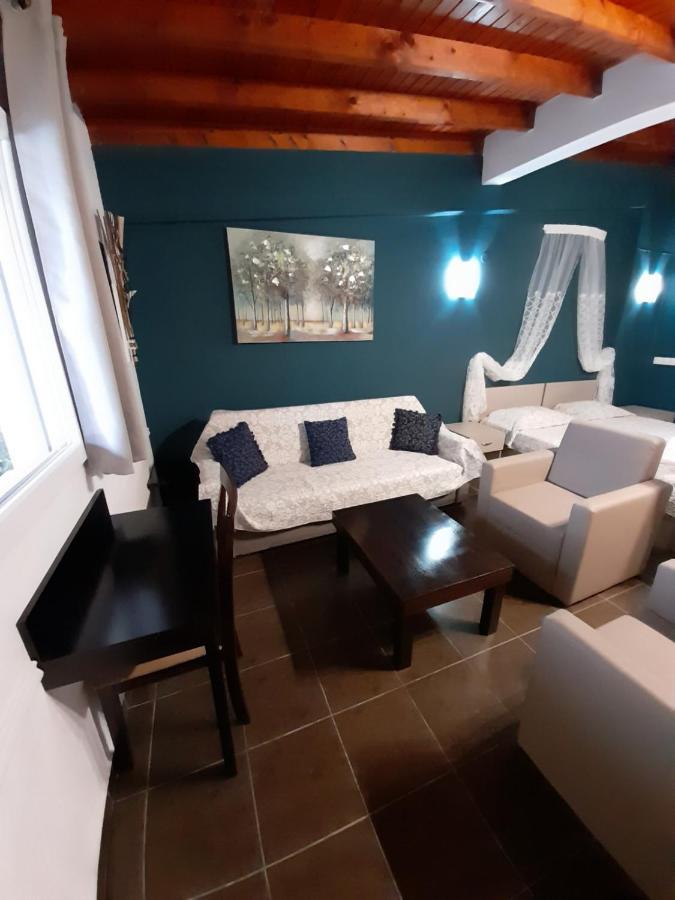Victory Apartments Hotel Samothraki Ngoại thất bức ảnh